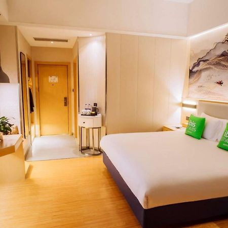 Ibis Styles Guangzhou Panyu Shiqiao Hotel Extérieur photo