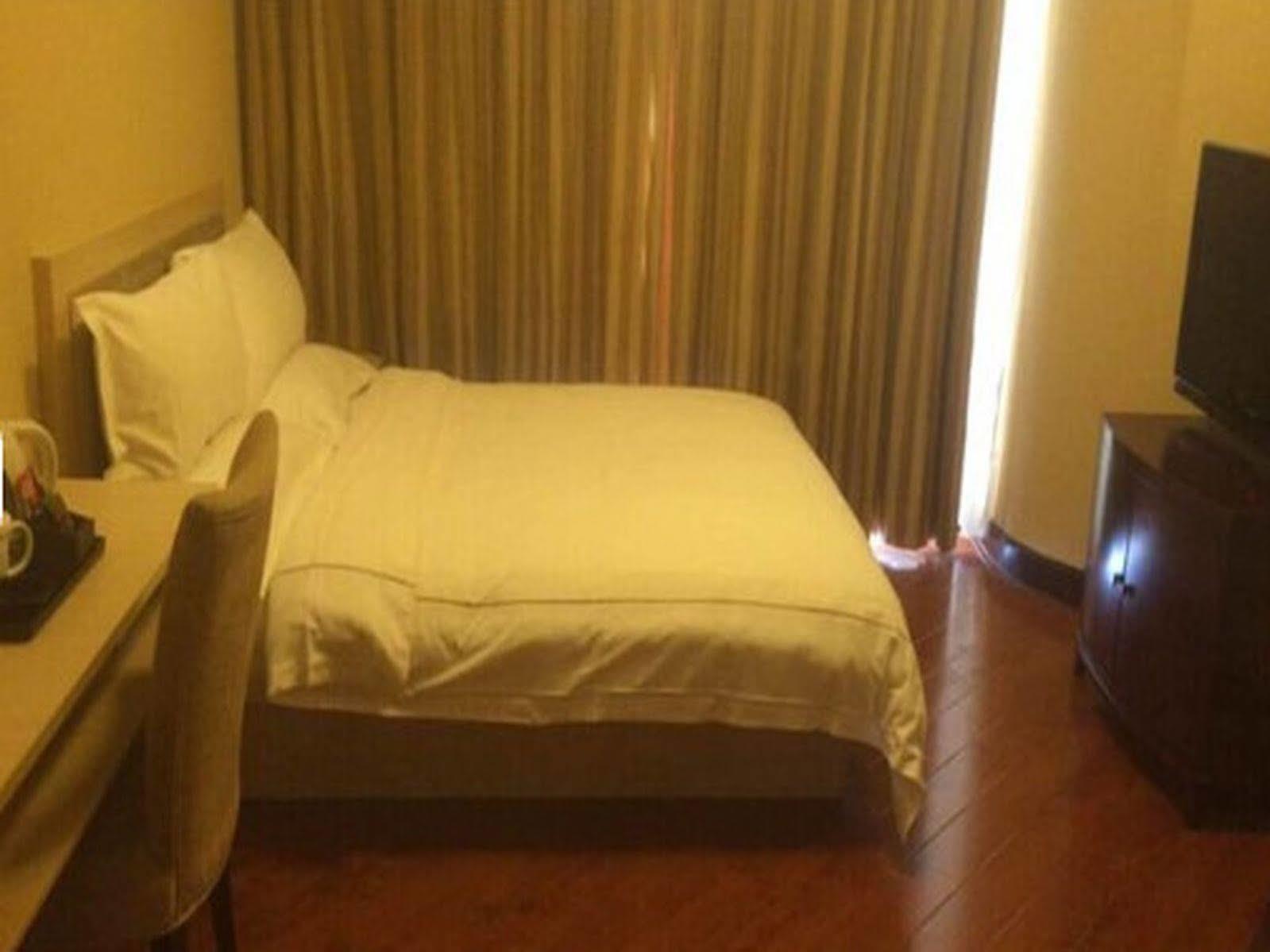 Ibis Styles Guangzhou Panyu Shiqiao Hotel Extérieur photo